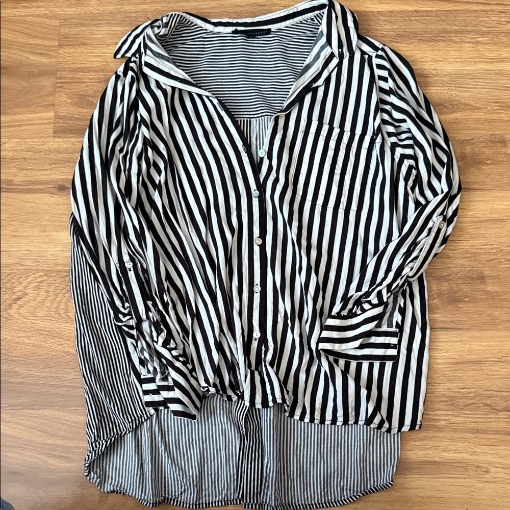Jane and Delancey Black and White Striped Blouse